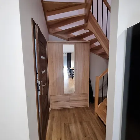 アパート Spokojna